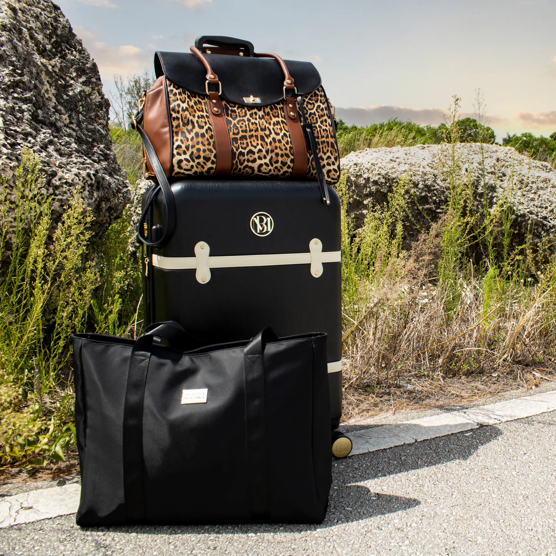 19091-grace-luggage-set-1.jpg